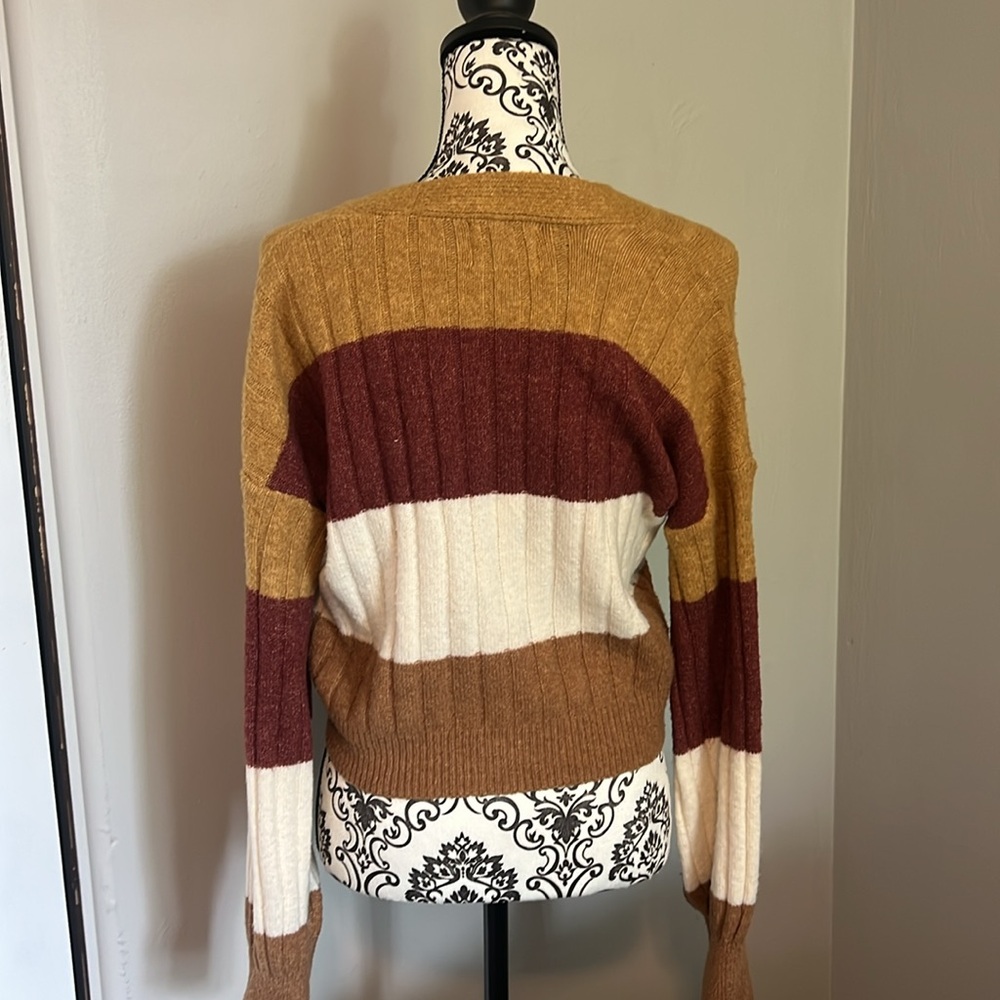 Colorblock Cardigan Sweater - Picture 3 of 3